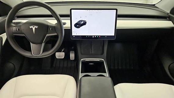 TESLA MODEL Y 2022 7SAYGDEF0NF376499 image